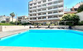 Studio piscine mer cannes banane palais des festivals